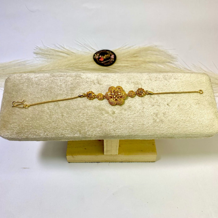 Daisy Gold plated Bracelet
