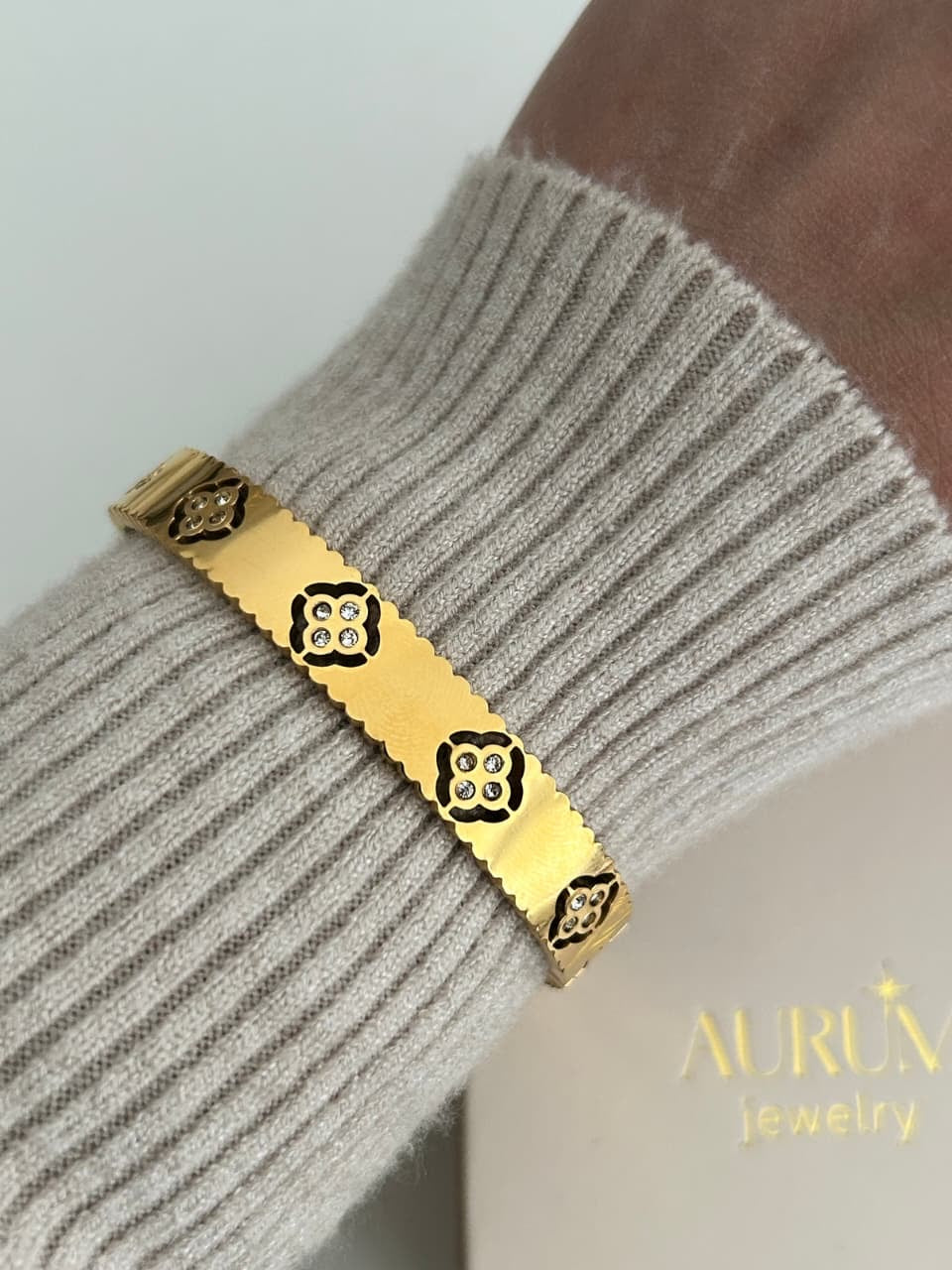 Brand Floral Handcuff