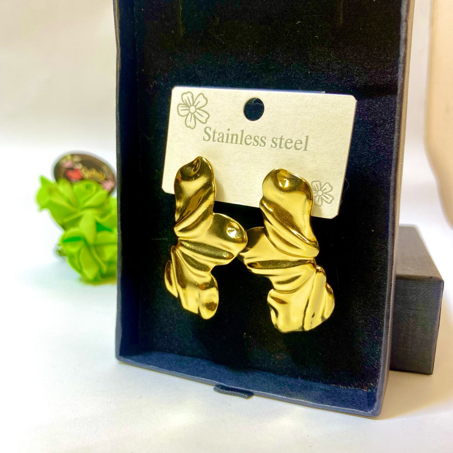 New Trendy Earrings