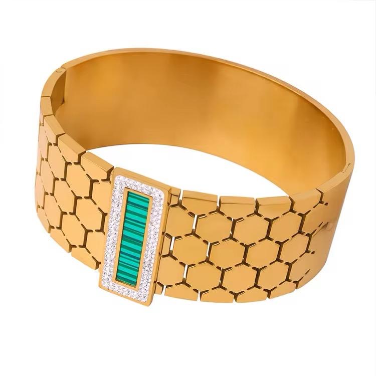 Branded Handcuff (Kara)