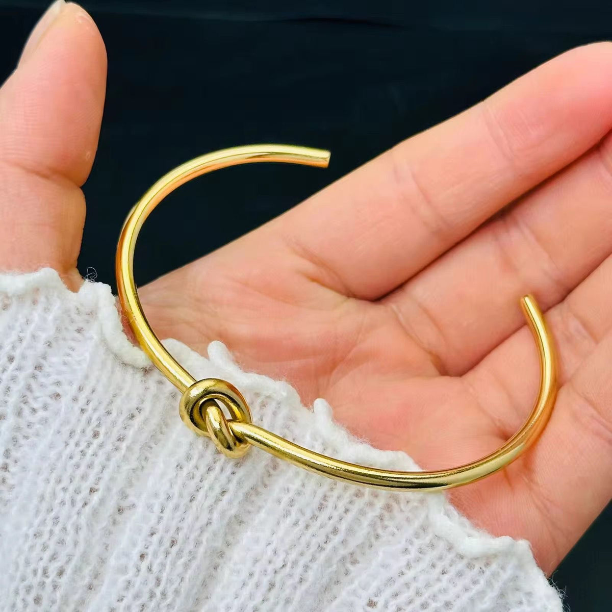 Knot Handcuff & Ring Set