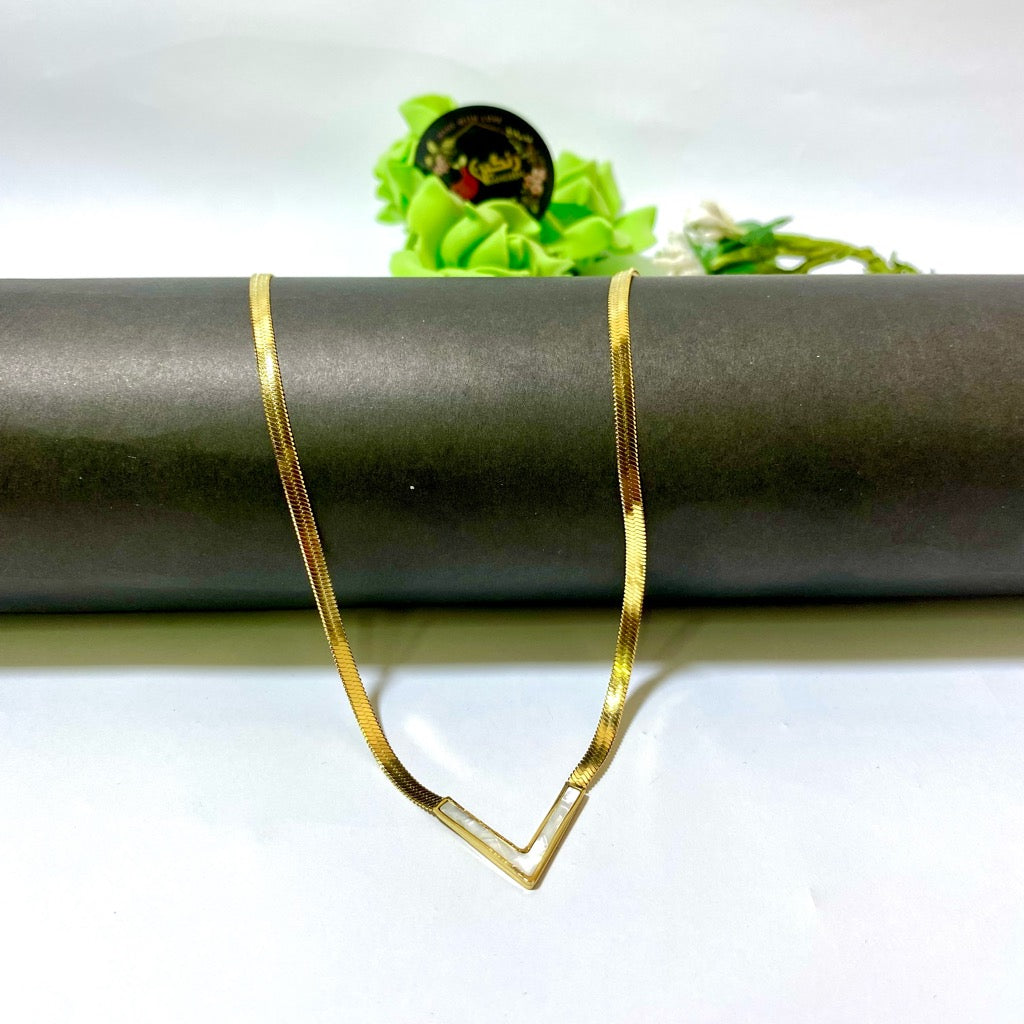 Snake V Necklace White (Anti Tarnish)