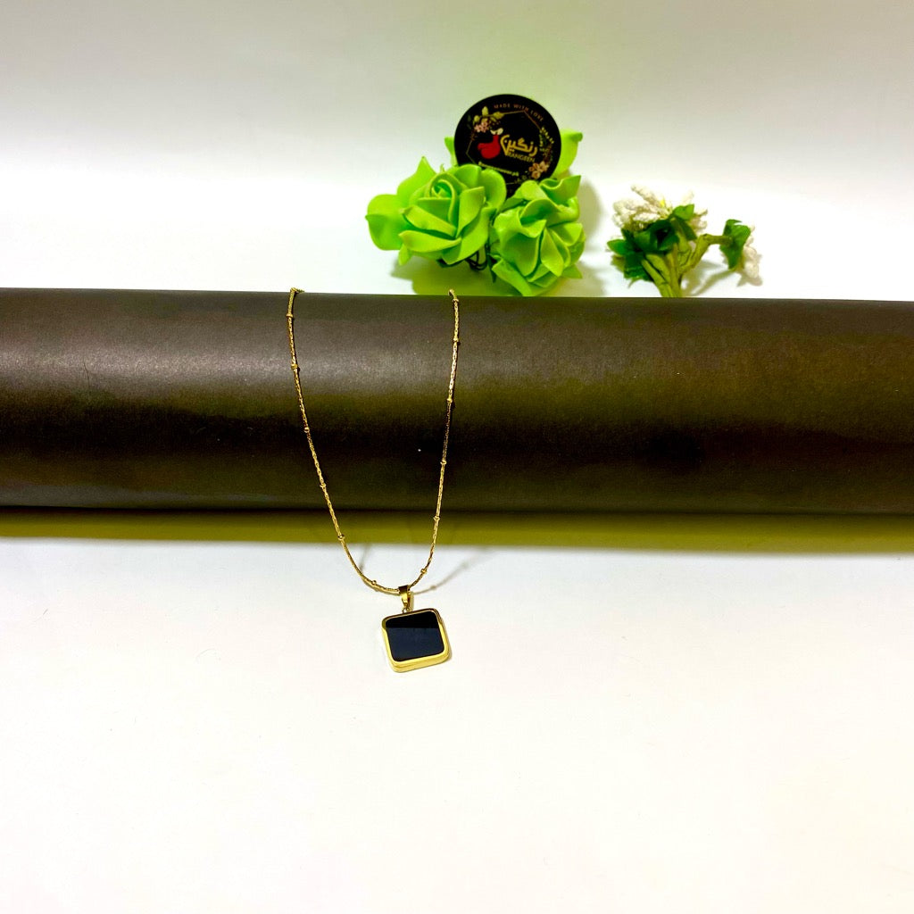 Dual Sided White & Black Pendant (Anti Tarnish)