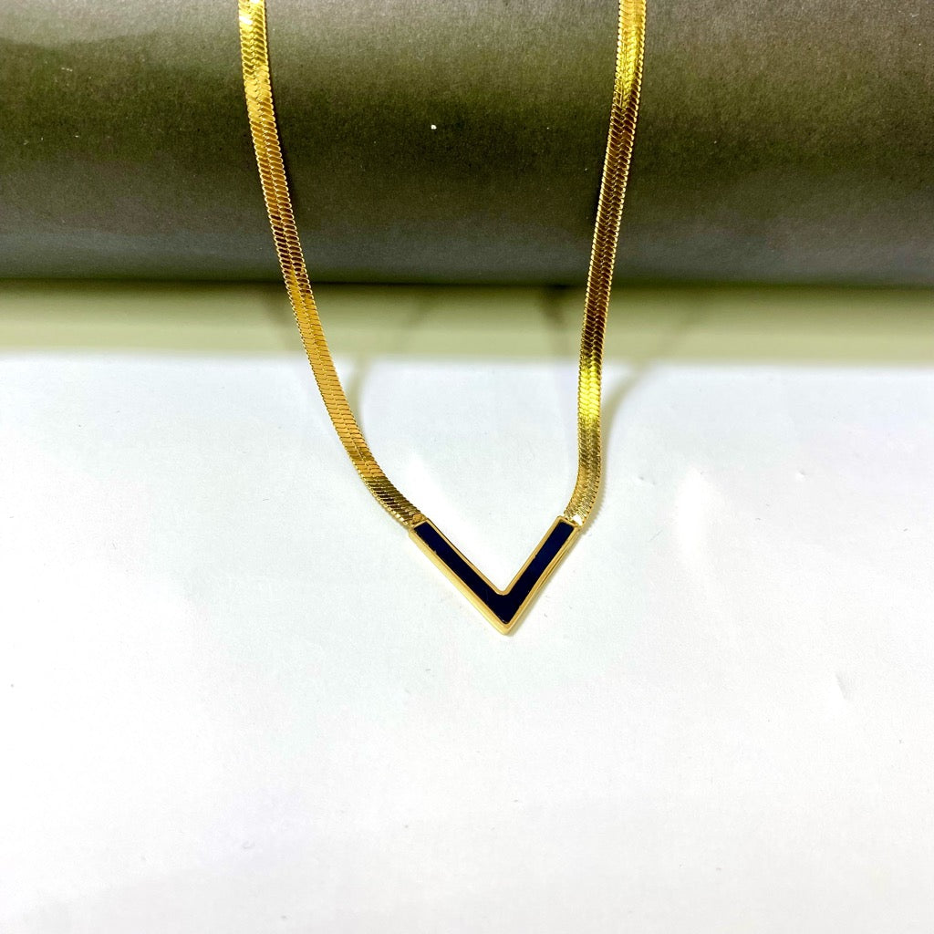 Snake V Necklace Black (Anti Tarnish)