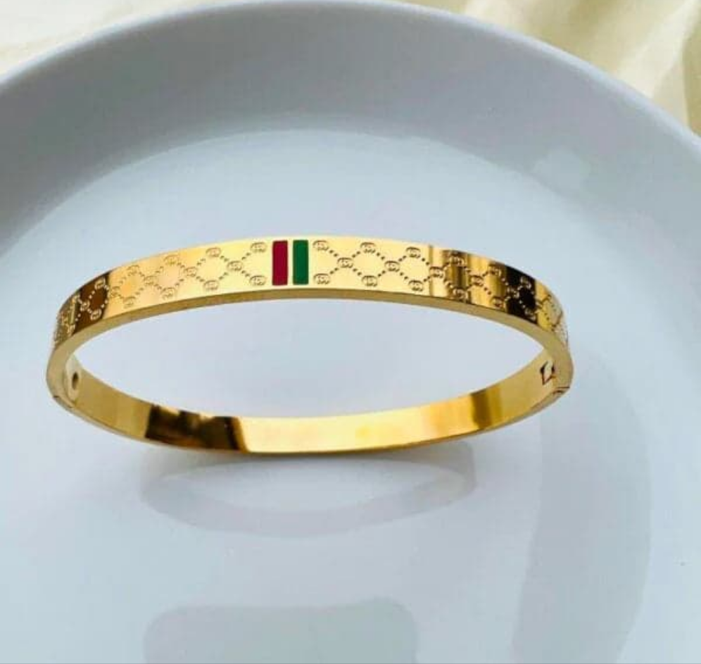 Gucci Inspired Handcuff (Anti Tarnish)