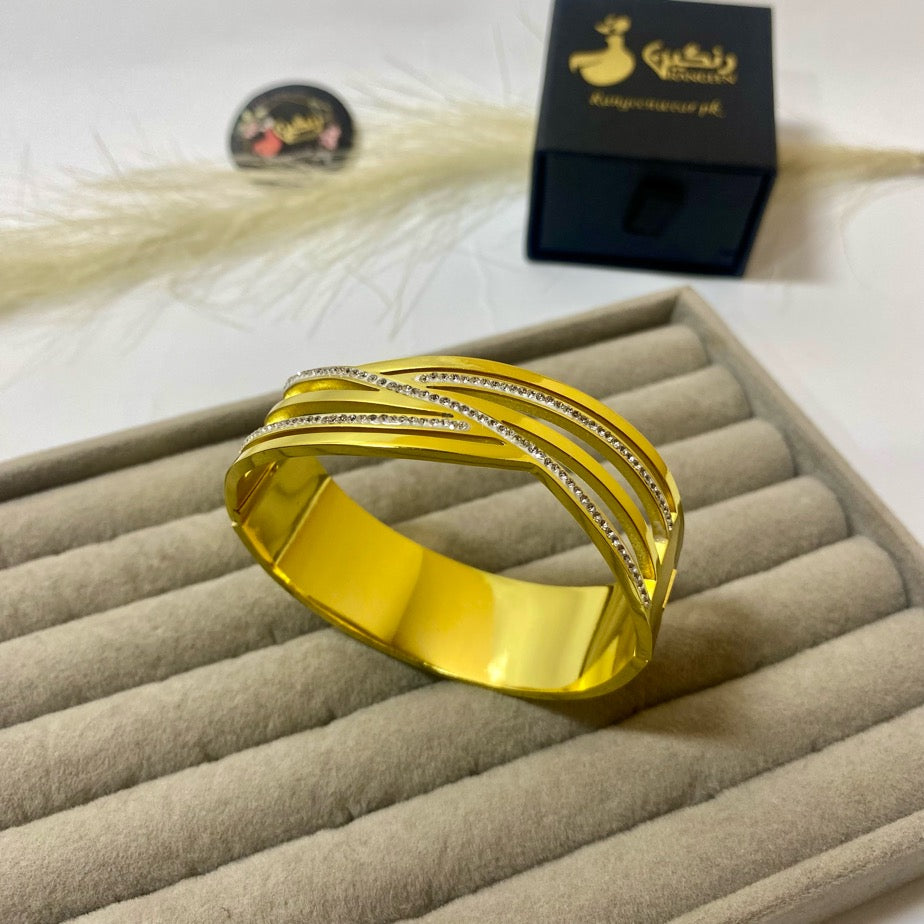 Royal Zircon Handcuff