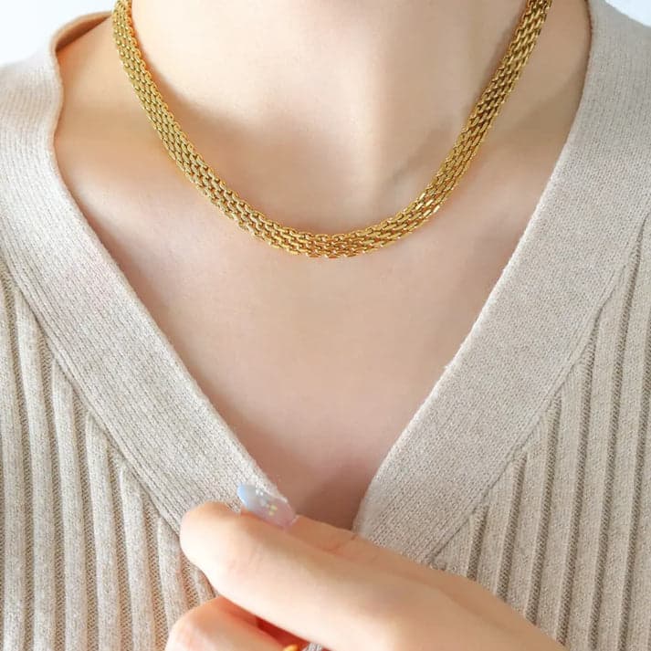 Rowena Mesh Necklace