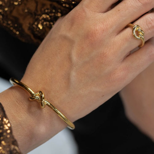 Knot Handcuff