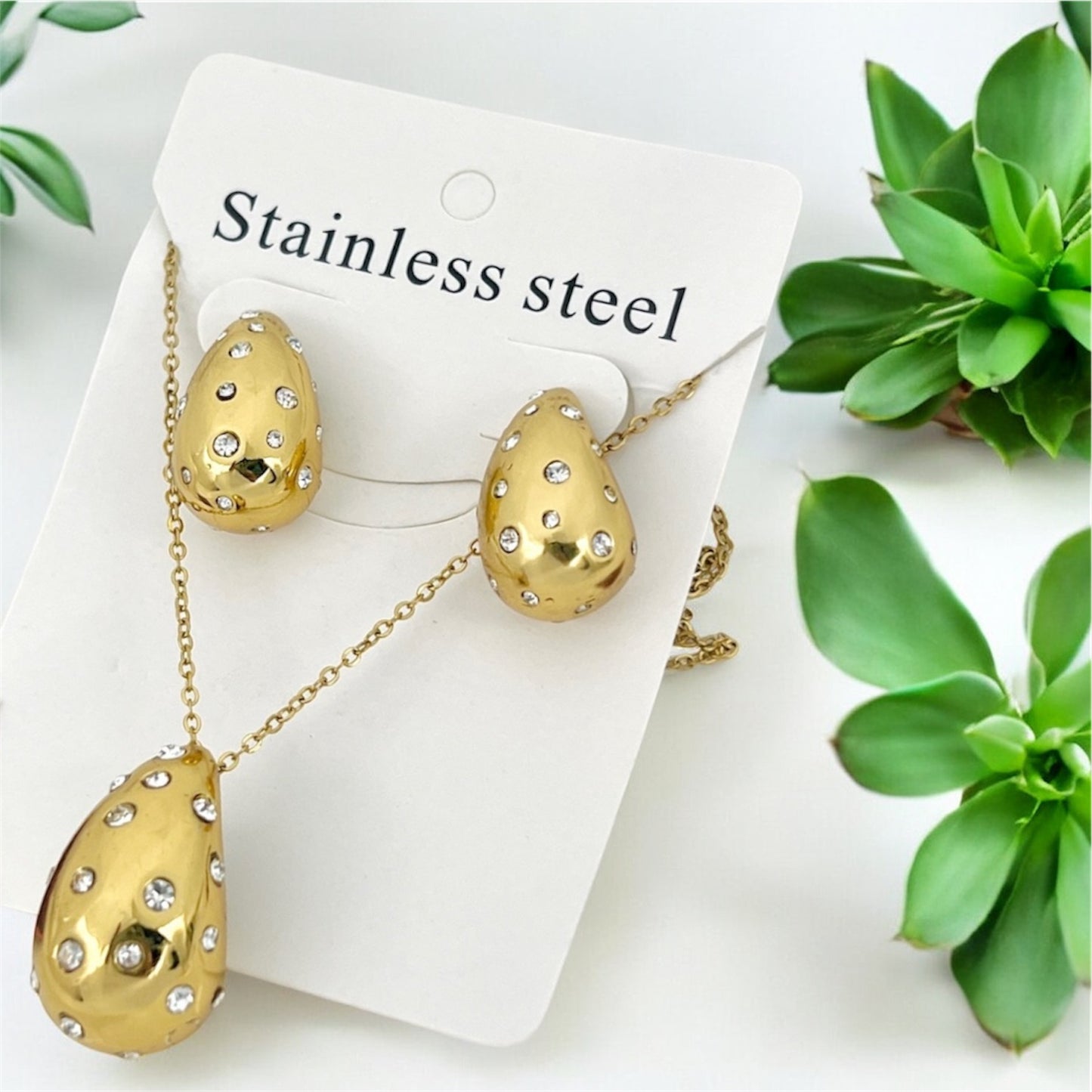 Tear Drop Zircon Set