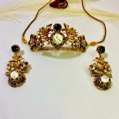 Izmire Dream Turkish Pearl Choker Black