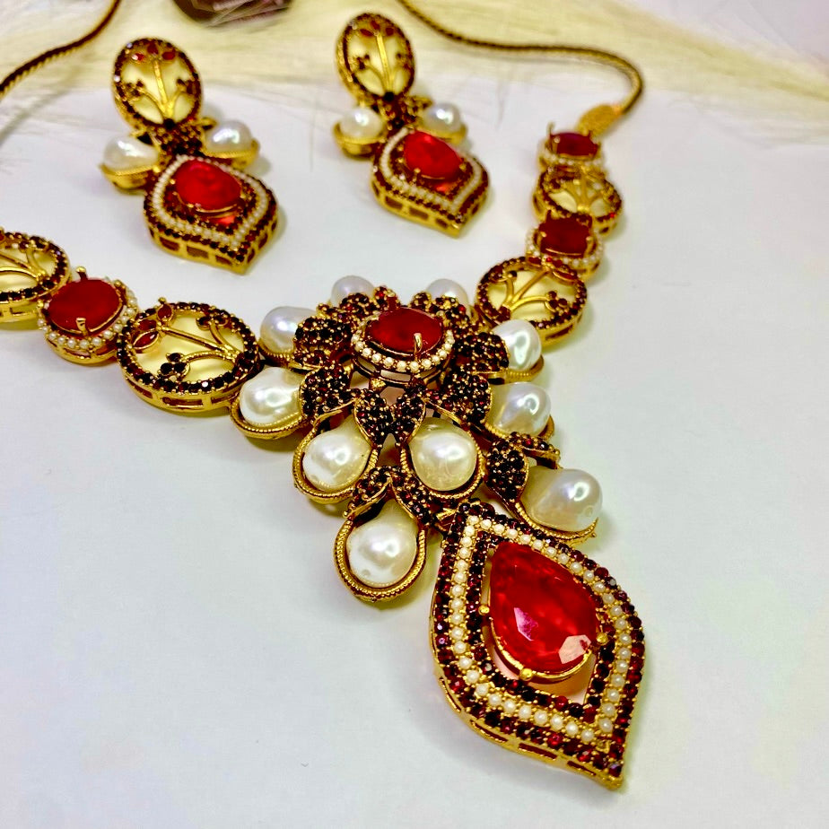 Monlight Mirage Turkish Pearl Necklace Red