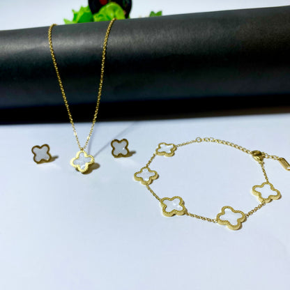 Clover Set White with Bracelet (Anti Tarnish)