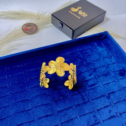 Floral Handcuff (Anti Tarnish)