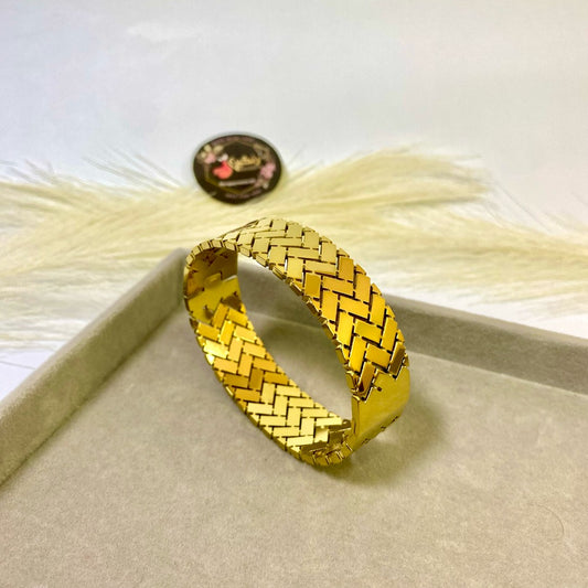 Woven Handcuff