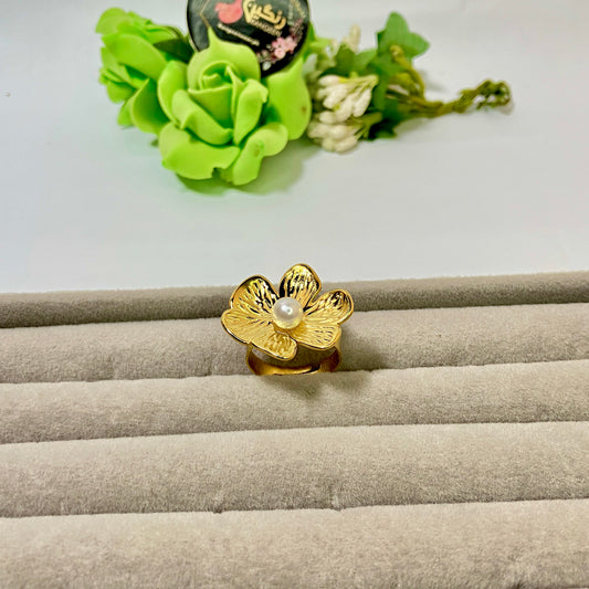 Floral Pearl Ring