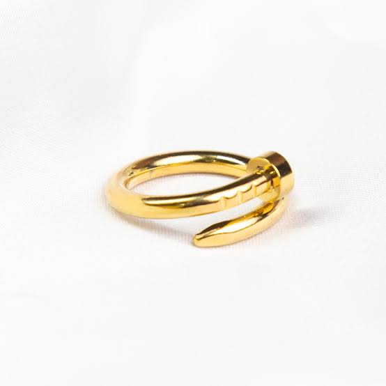 Nail Ring