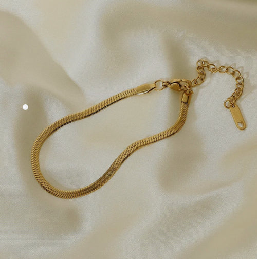 Snake Chain bracelet (Anti Tarnish)