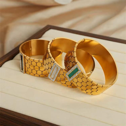 Branded Handcuff (Kara)