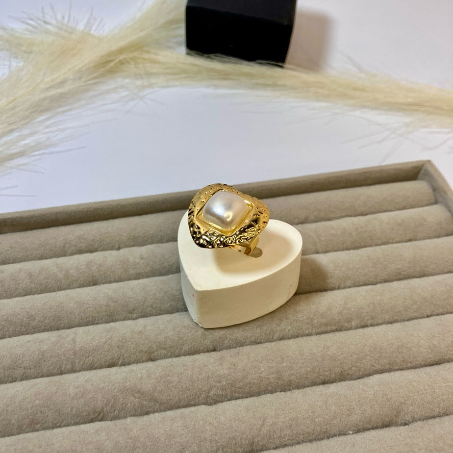 Heart Stone Ring