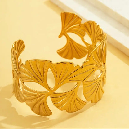 Floris Handcuff (Anti Tarnish)