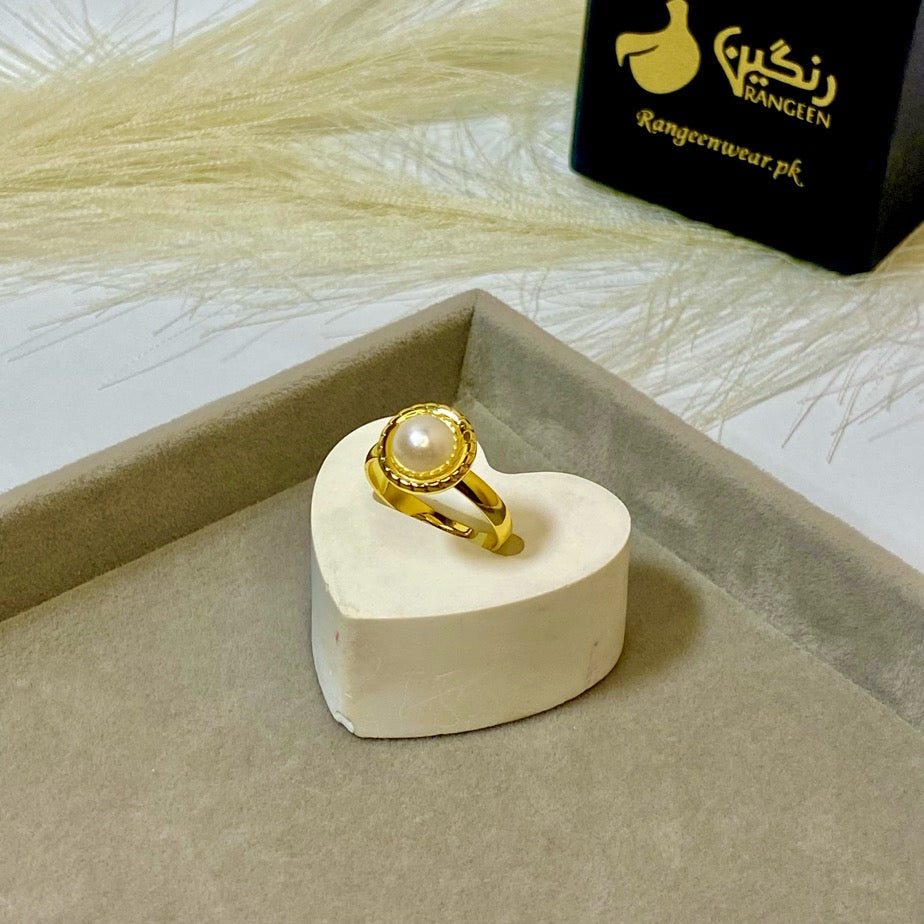 Pearl Circle Ring (Adjustable)