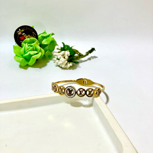 Brand inspired Handcuff