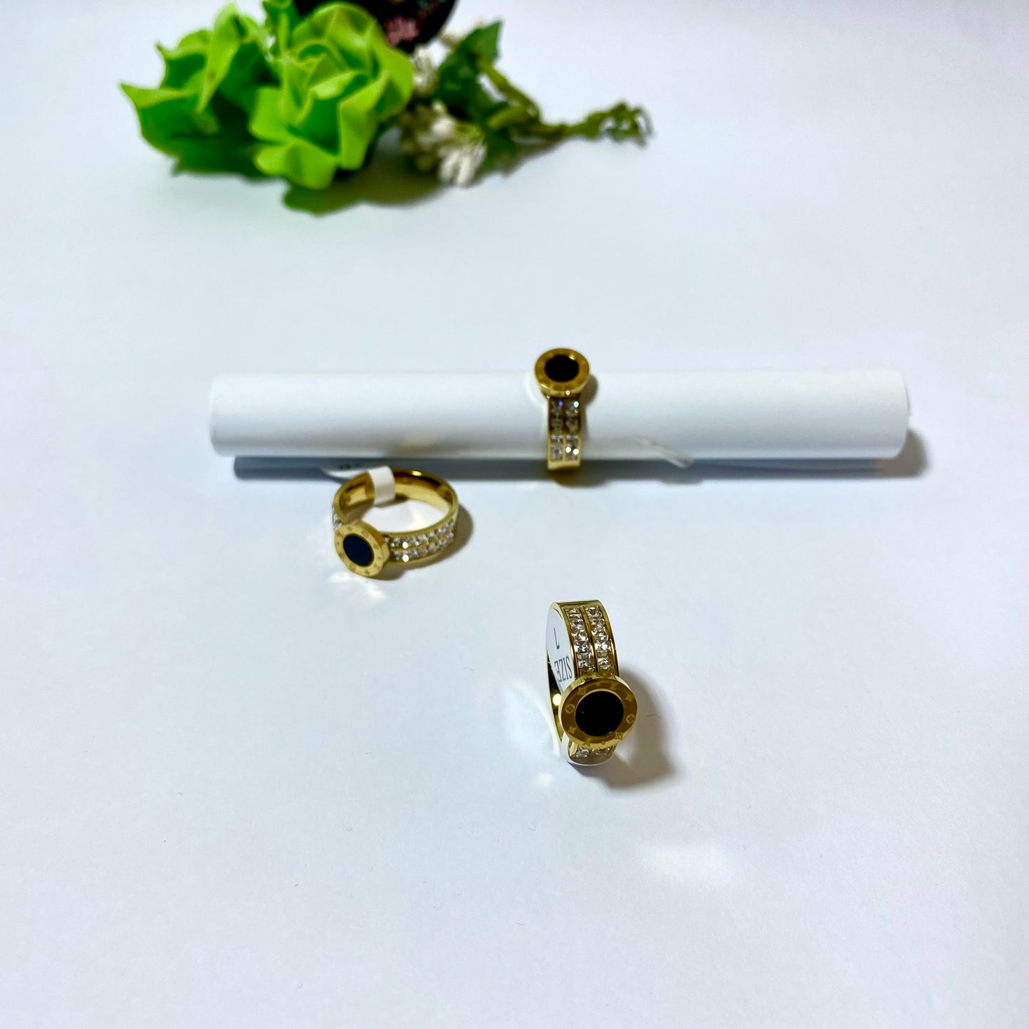 Aura Zircon Ring (Anti Tarnish)