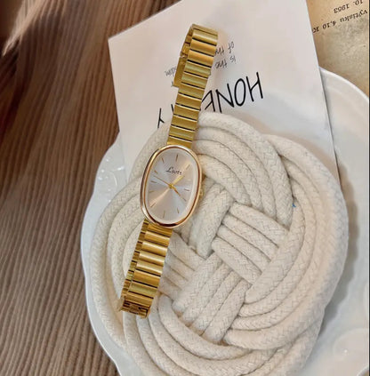 Oval Watch (Gold)