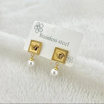 Versase Pearl Earrings