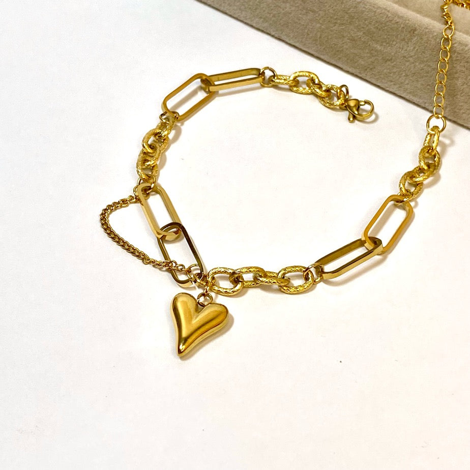 Heart Bracelet (Anti Tarnish)