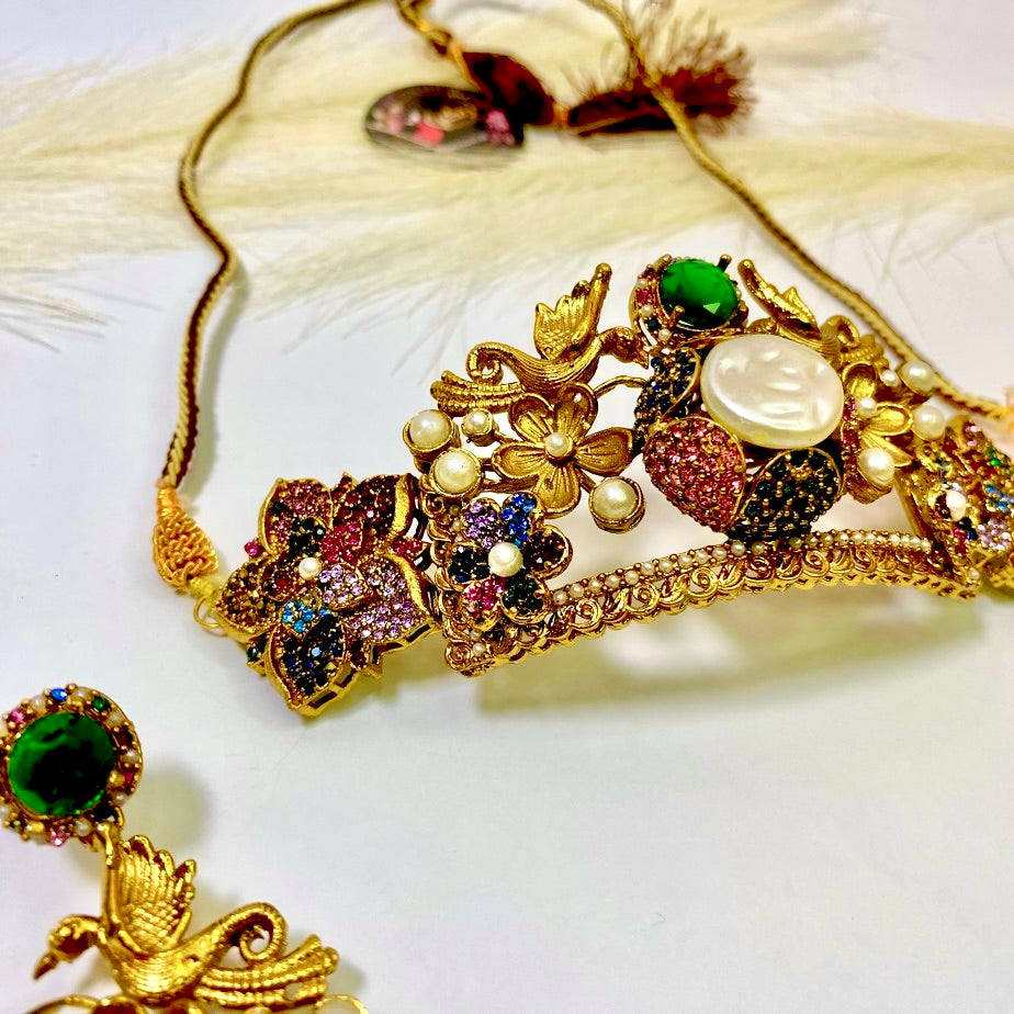 Izmire Dream Turkish Pearl Choker Multi