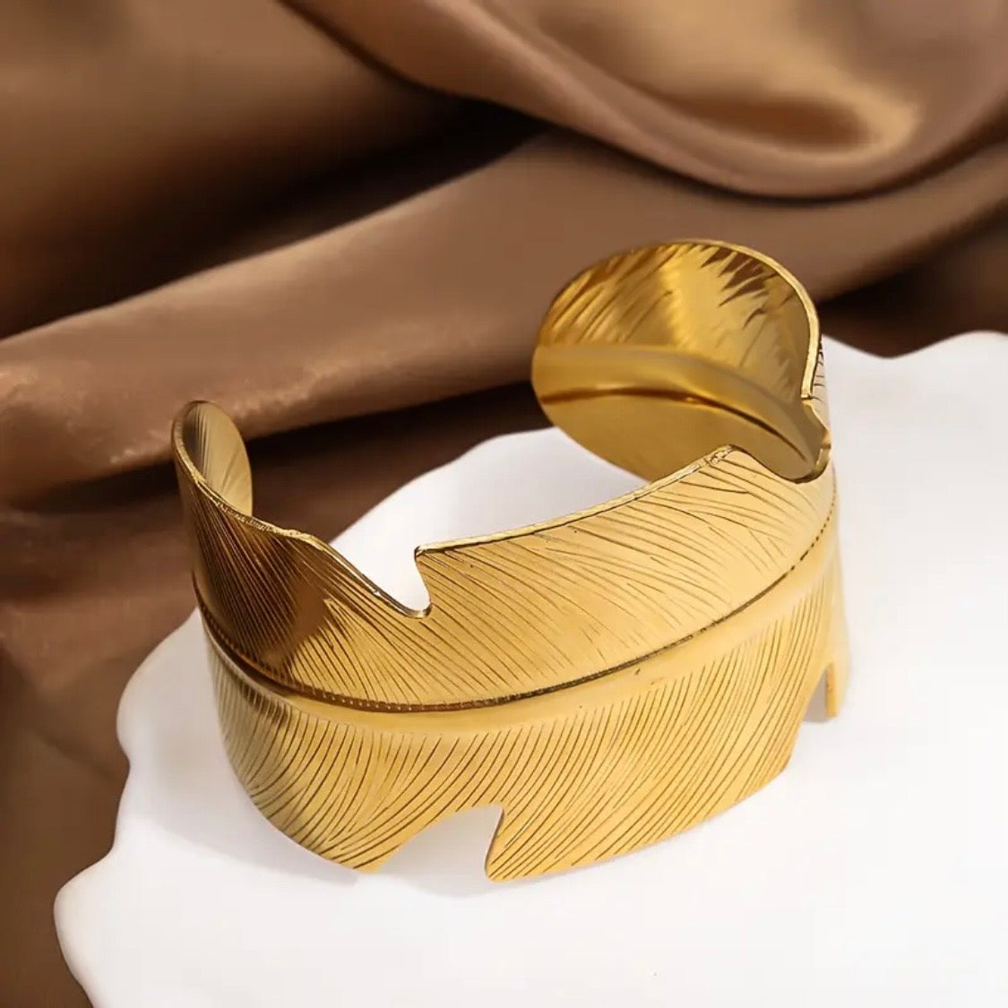 Arabic Thick Kara Handcuff