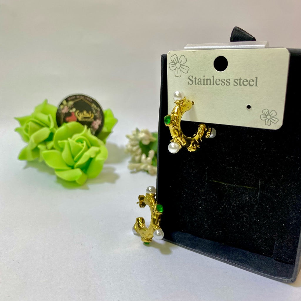 Pearl Green Earrings