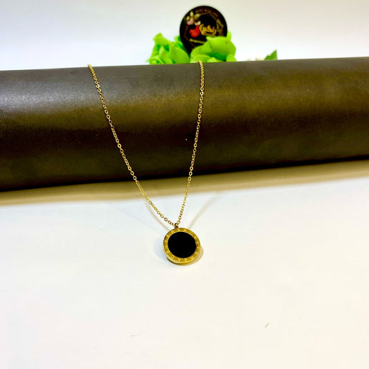 Brand Necklace Versace (Anti Tarnish)