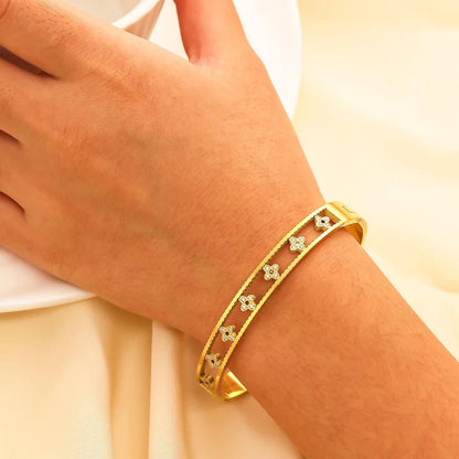 Floral Zircon Handcuff