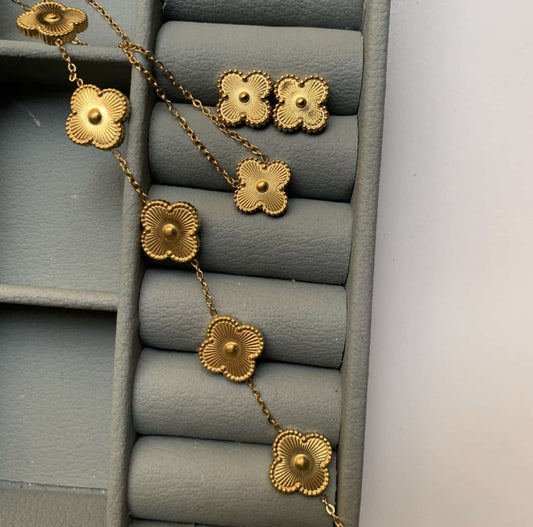 3in1 Golden Clover Set with Bracelet (Anti Tarnish)