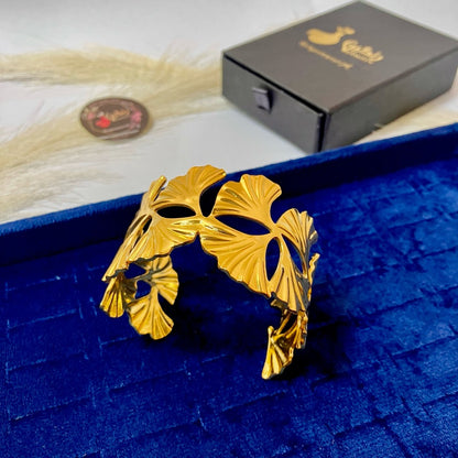 Floris Handcuff (Anti Tarnish)