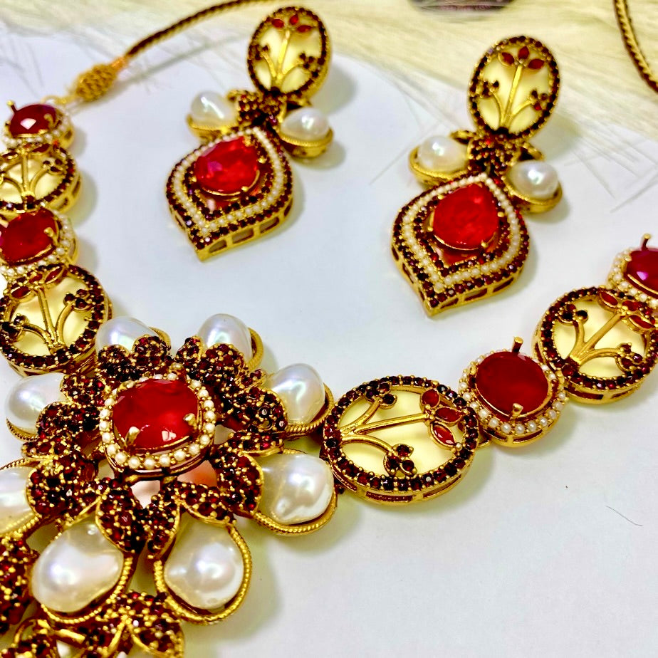 Monlight Mirage Turkish Pearl Necklace Red
