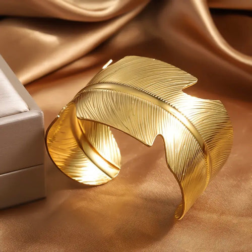 Arabic Thick Kara Handcuff