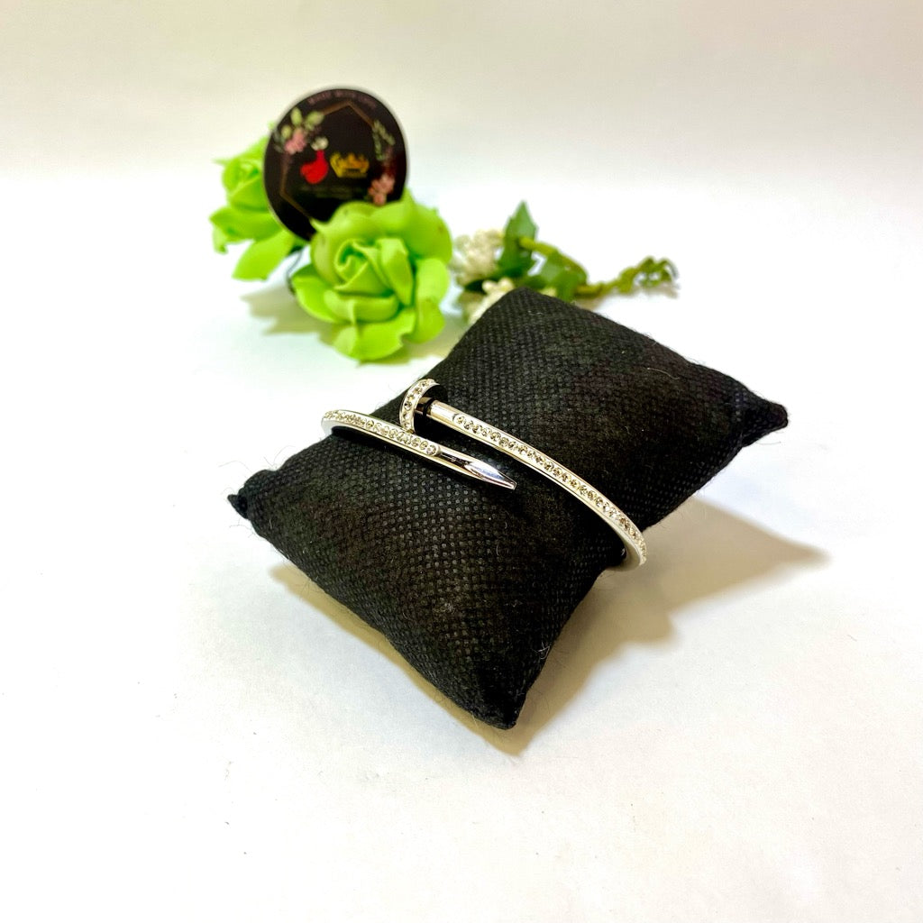 Cartier Nail Zircon Handcuff (Silver)