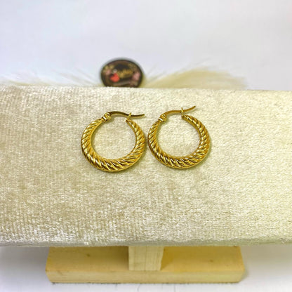 Circle Zig Hoop Earrings