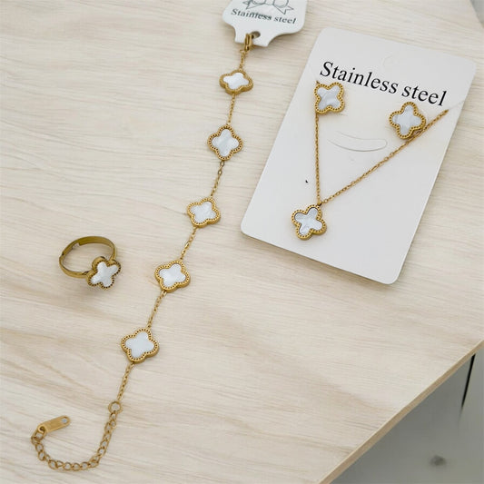 4 in 1 Clover Set White with Bracelet (Anti Tarnish)