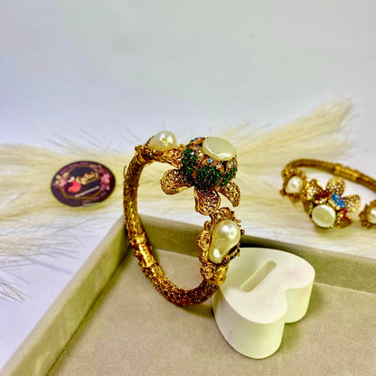 Mystic Bazaar Turkish Handcuff