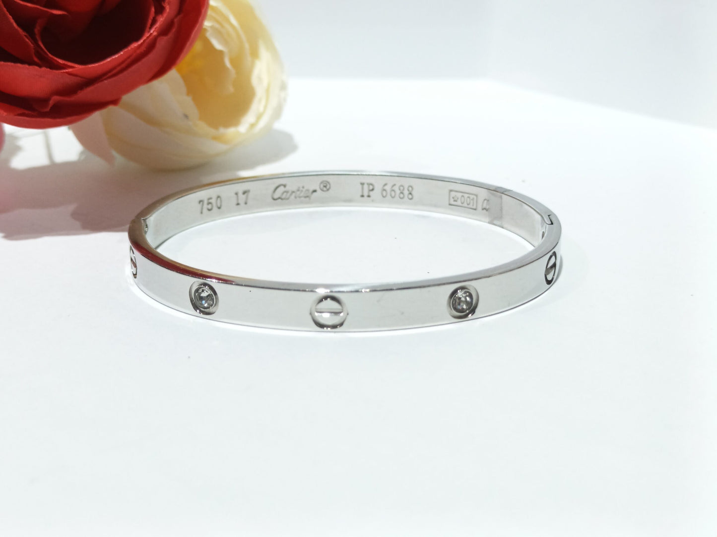 Cartier Handcuff (Silver)