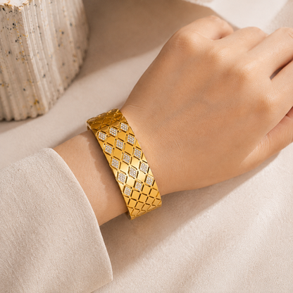 Greatera Handcuff (Kara)