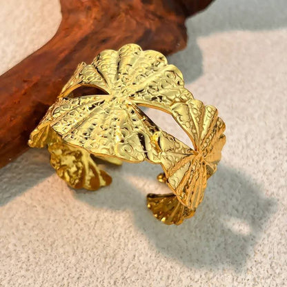 Fleur Leafy Handcuff