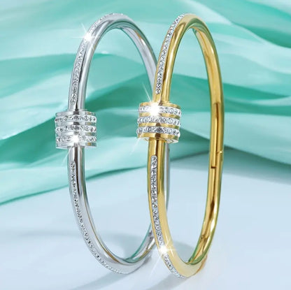 Buckle Zircon Handcuff