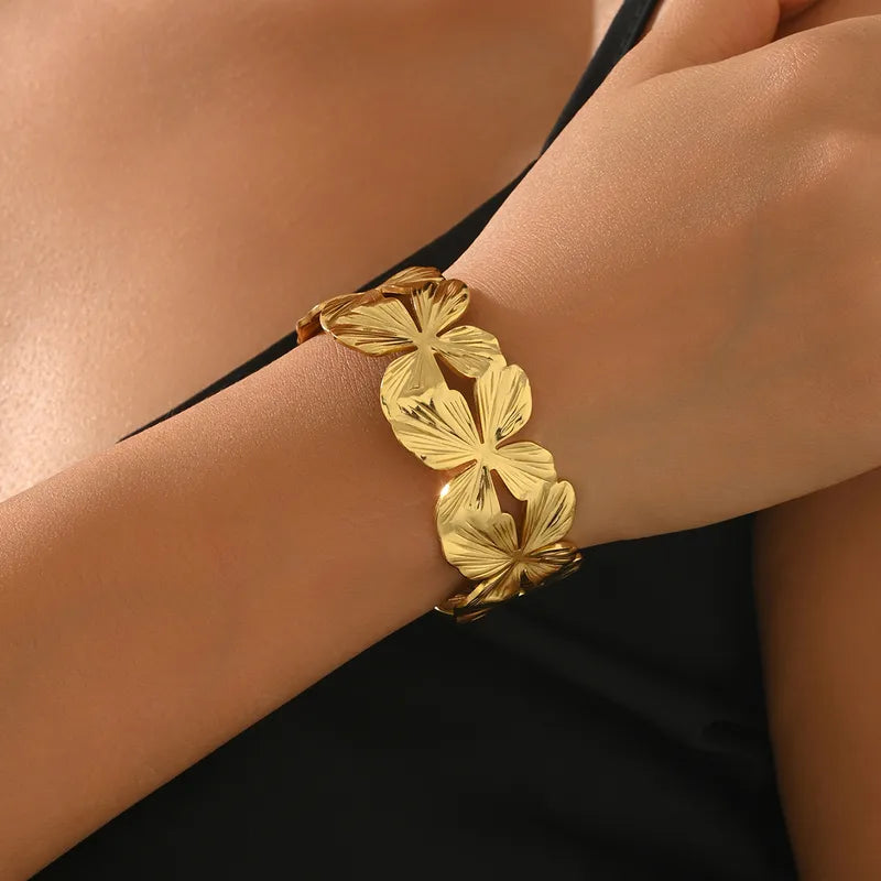 Fleur Blossom Handcuff