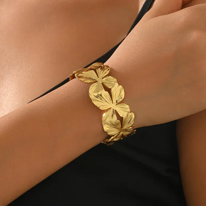 Fleur Blossom Handcuff