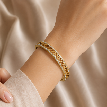 Nova Handcuff